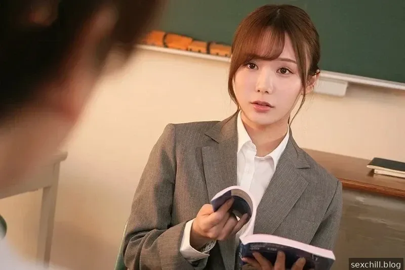 ミル先生は私に、彼女が私とセックスしたいと言って囁きました。