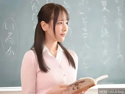 Học sinh thay nhau thẩm loz cô giáo trẻ